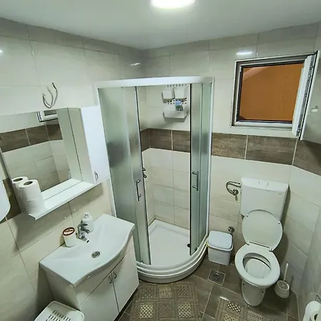 Apartman5 *