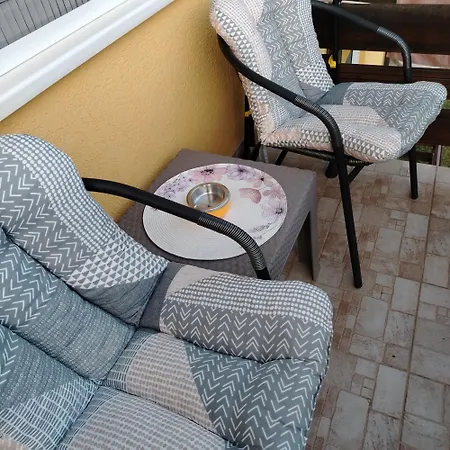 Διαμέρισμα Apartman5 *